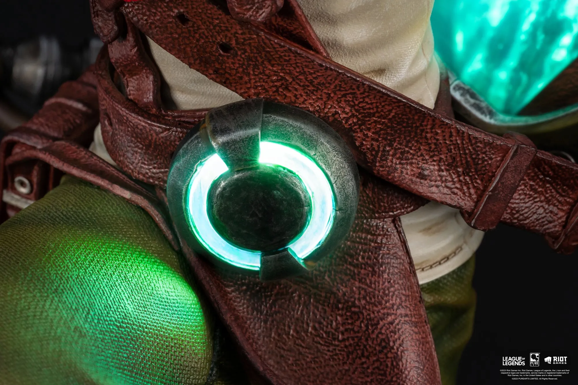 League of Legends Ekko 1/4 Scale Statue