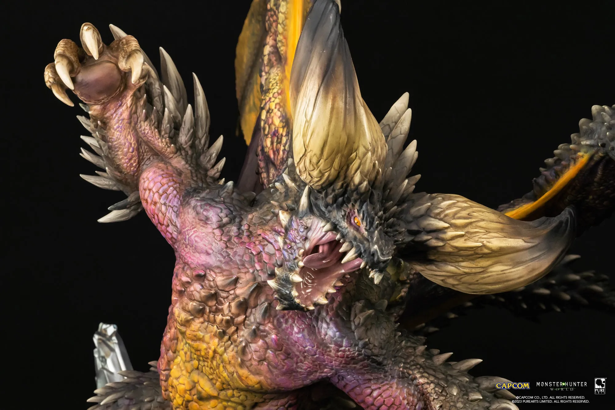 Monster Hunter World Nergigante Statue Exclusive Edition